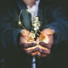 Communicate Innovation and Innovate in Communication